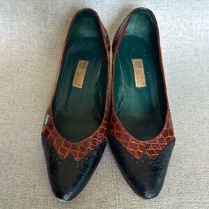 Vintage GUCCI Spectator Wingtip Alligator Crocodile Pumps